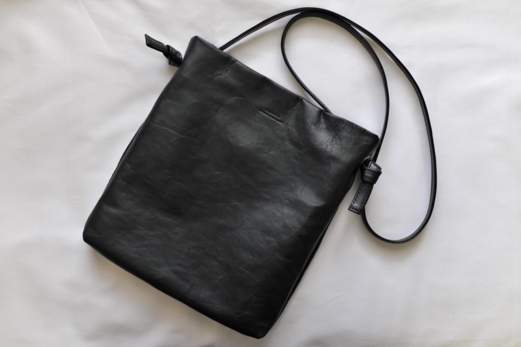 SLOWのHORSE PIT SHOULDER BAG M 定価2.6万】SLOW horse pit -shoulder bag M-（SLOW」horse pit